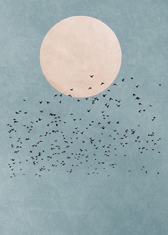  – Grafisk illustration av en rosa måne och en blå himmel bakom en flock fåglar