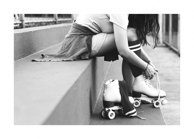Tie the Roller Skates Poster / Svartvita hos Desenio AB (12594)