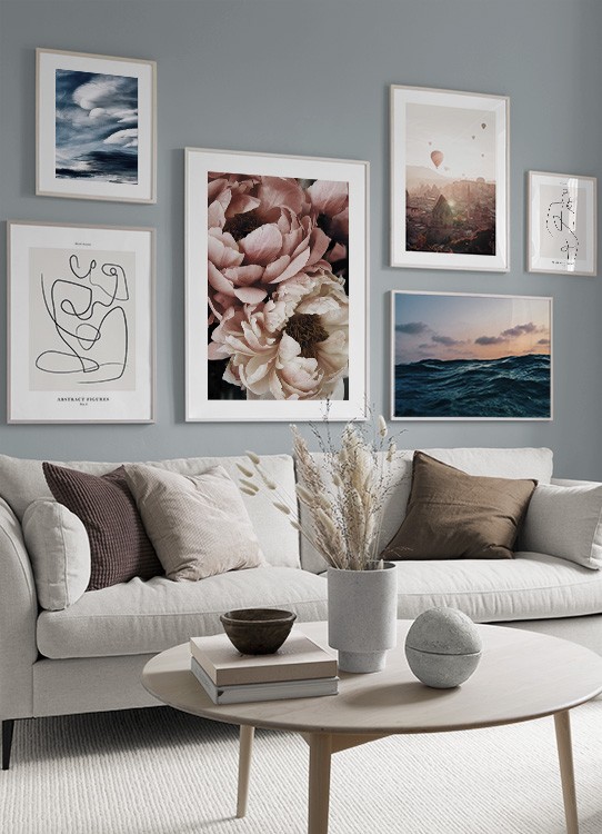  – Line art med abstrakt kropp, ritad i svart på en beige bakgrund