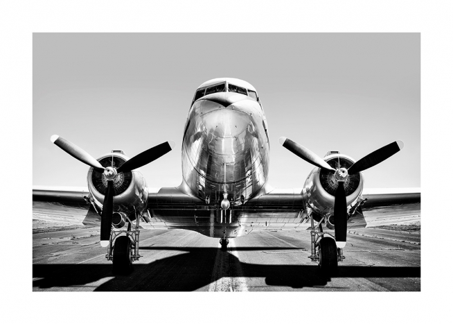 Vintage Airplane Poster / Svartvita fotografier hos Desenio AB (13630)