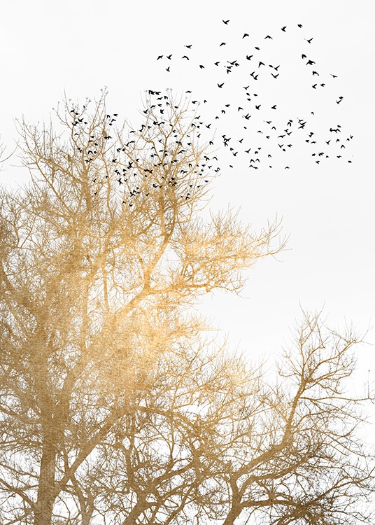  – Grafisk illustration av svarta fåglar och ett gyllene träd på en vit bakgrund