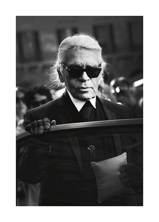  – Svartvitt fotografi av Karl Lagerfeld, en modedesigner