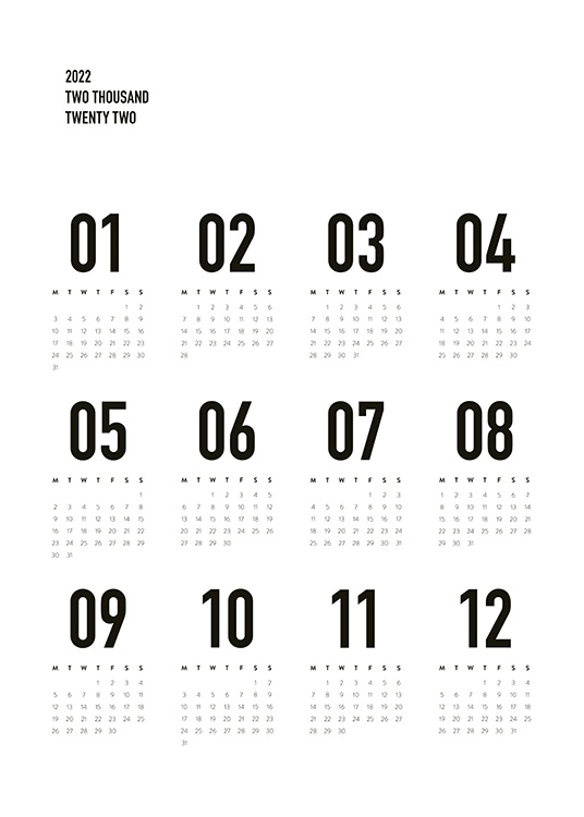  – 2022 års kalender med en årsöversikt, med text i svart på en vit bakgrund