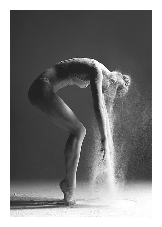 Dancer One Poster / Fotokonst hos Desenio AB (8218)
