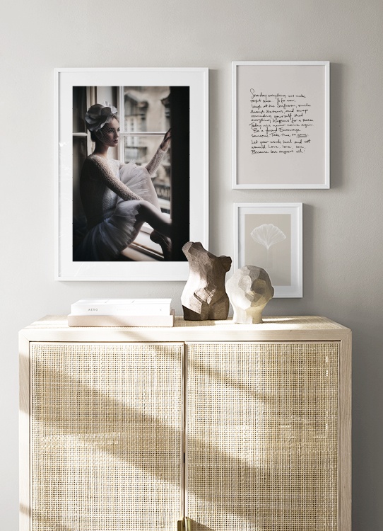 Inspiration litet tavelkollage i beigea neutrala toner